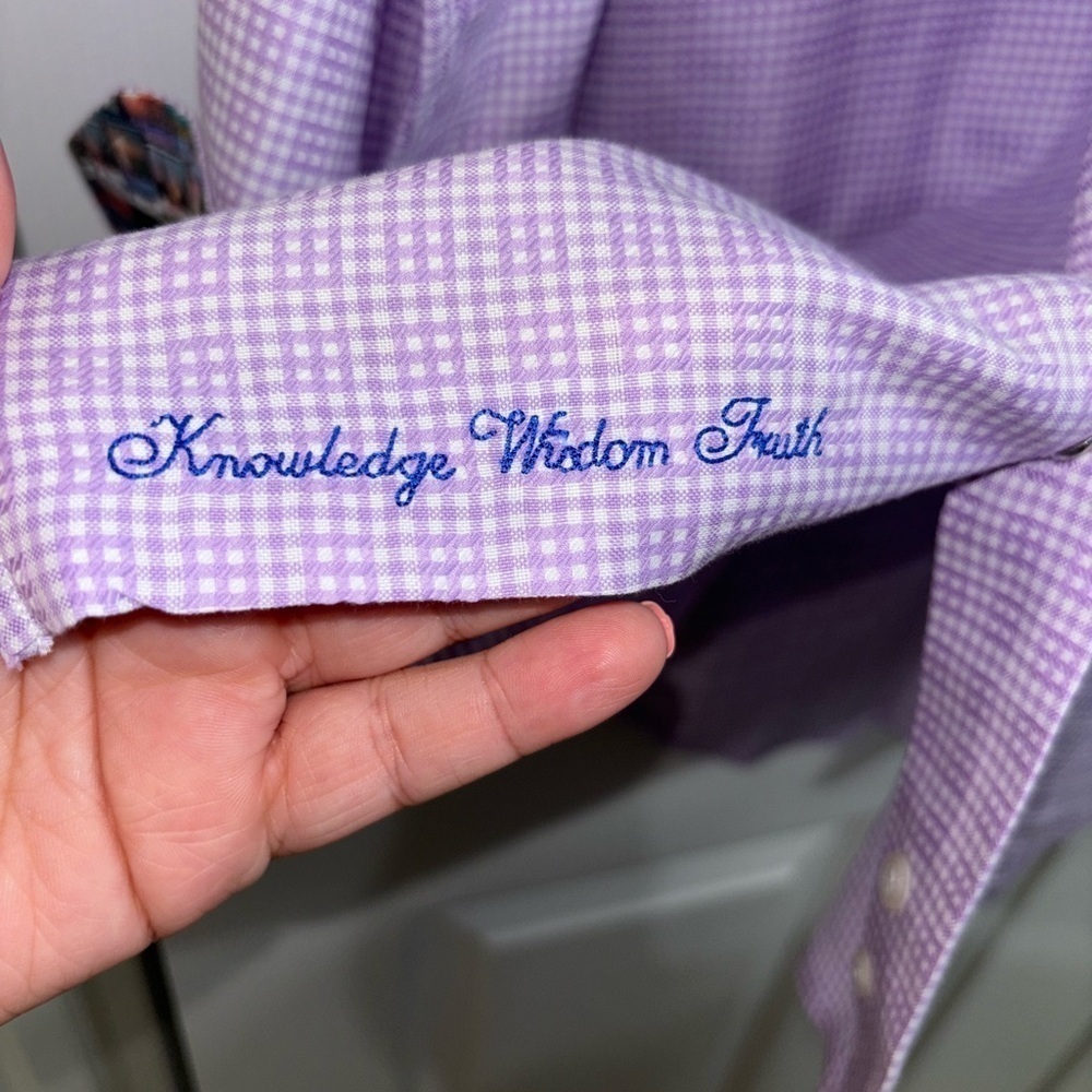 Robert Graham long sleeve flip cuff button down​​​​​​​ - Picture 4 of 8